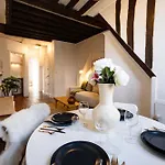 Flat 4 Guests - Ile Saint Louis Διαμέρισμα *