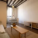 Flat 4 Guests - Ile Saint Louis Διαμέρισμα *